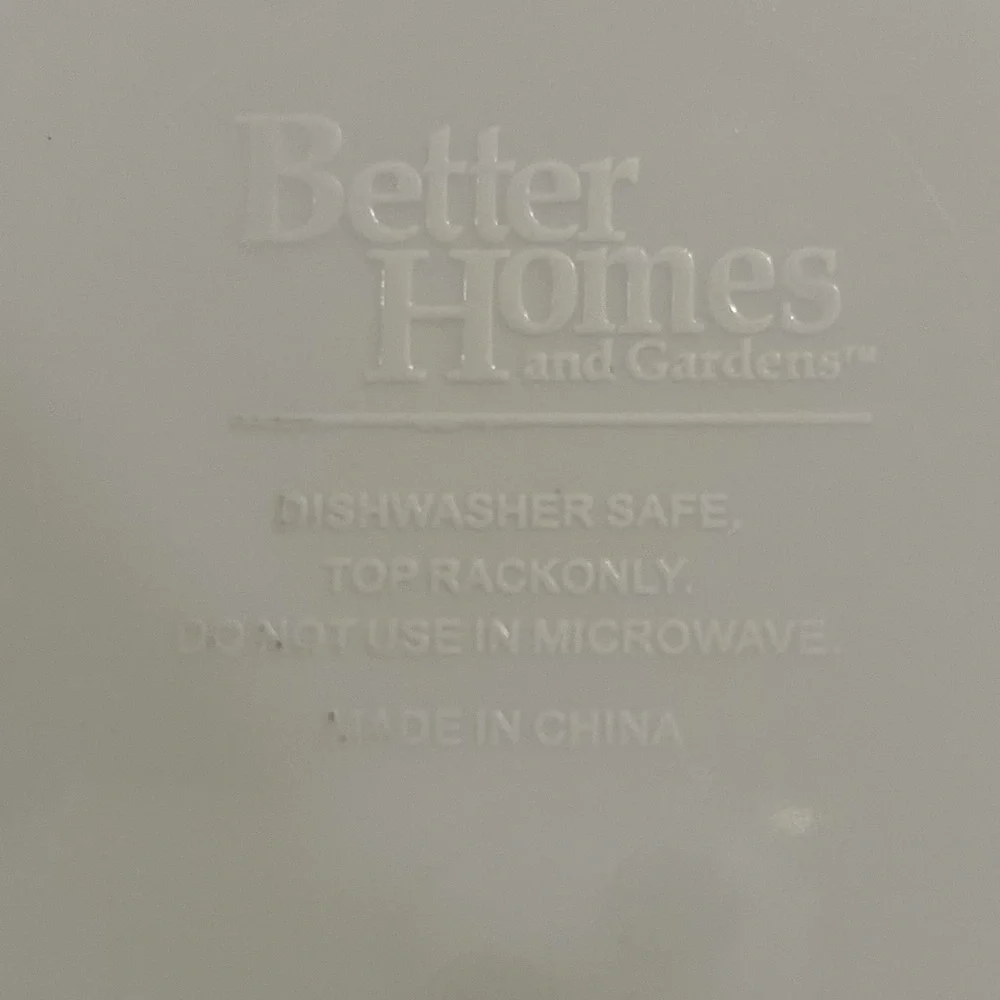 🌸Set 2 hard plastic molded‎ bowls, Home and Garden